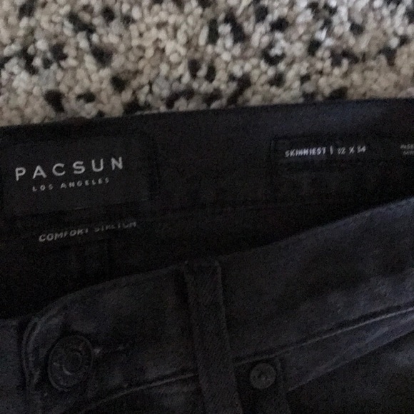 Pants - Picture 4 of 4